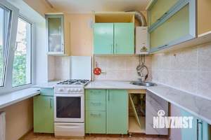 2-к квартира, вторичка, 42м2, 4/5 этаж