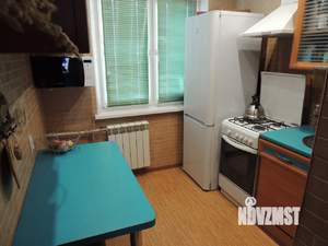 3-к квартира, вторичка, 63м2, 5/5 этаж