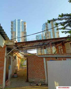 2-к квартира, вторичка, 43м2, 1/1 этаж
