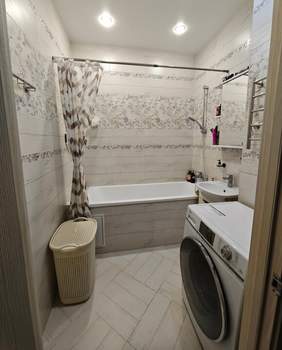 2-к квартира, вторичка, 61м2, 4/23 этаж