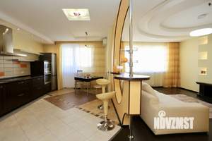 3-к квартира, вторичка, 105м2, 10/17 этаж