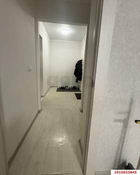 2-к квартира, вторичка, 70м2, 1/16 этаж