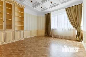 3-к квартира, вторичка, 201м2, 11/11 этаж