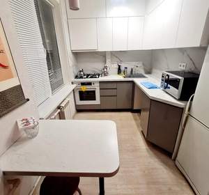 2-к квартира, вторичка, 58м2, 8/10 этаж