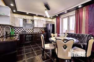 2-к квартира, вторичка, 100м2, 7/8 этаж