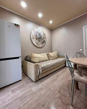 1-к квартира, вторичка, 37м2, 1/4 этаж