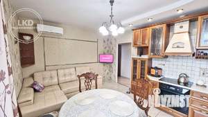 2-к квартира, вторичка, 77м2, 4/10 этаж
