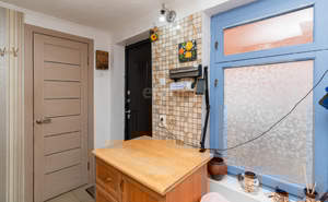 2-к квартира, вторичка, 38м2, 1/1 этаж