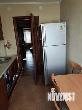 3-к квартира, вторичка, 58м2, 2/5 этаж