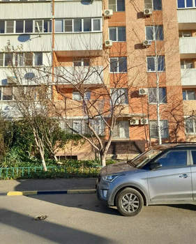 2-к квартира, вторичка, 61м2, 1/16 этаж