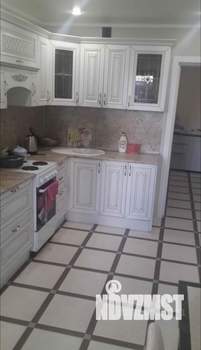 2-к квартира, вторичка, 60м2, 1/18 этаж