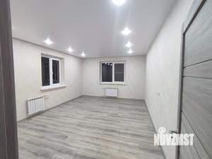 2-к квартира, вторичка, 61м2, 1/3 этаж