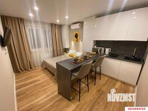 3-к квартира, вторичка, 101м2, 2/19 этаж