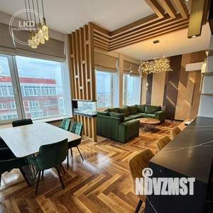 4-к квартира, вторичка, 140м2, 19/19 этаж