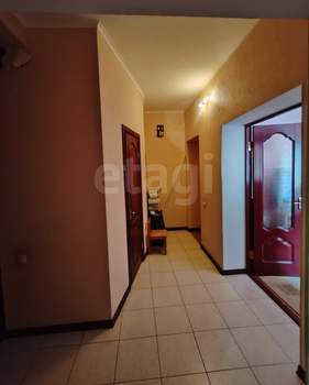 3-к квартира, вторичка, 132м2, 3/4 этаж