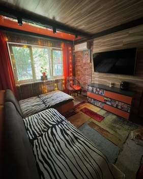 2-к квартира, вторичка, 44м2, 1/5 этаж