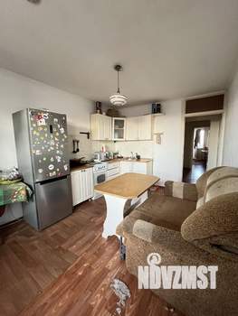 2-к квартира, вторичка, 61м2, 9/16 этаж