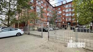 3-к квартира, вторичка, 63м2, 5/5 этаж