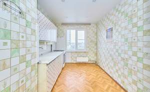 4-к квартира, вторичка, 74м2, 9/9 этаж