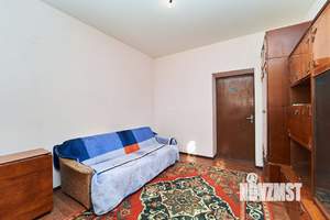 2-к квартира, вторичка, 39м2, 1/2 этаж