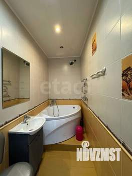 2-к квартира, вторичка, 68м2, 1/4 этаж
