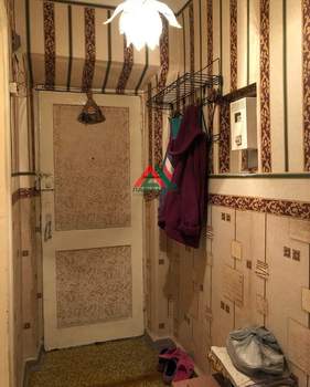 2-к квартира, вторичка, 42м2, 2/2 этаж