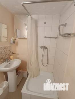 2-к квартира, вторичка, 42м2, 10/10 этаж