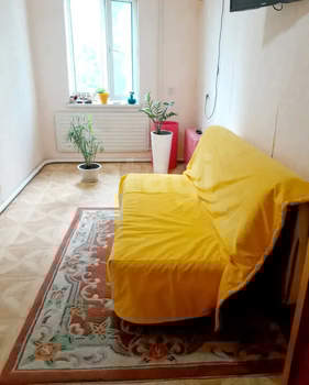 3-к квартира, вторичка, 77м2, 2/2 этаж