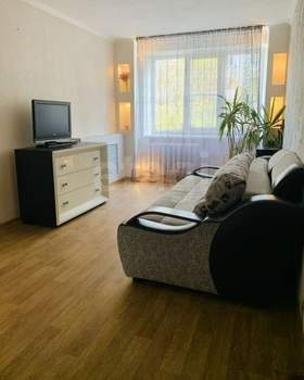 2-к квартира, вторичка, 58м2, 2/9 этаж