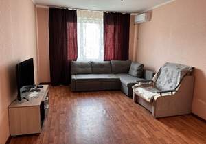 2-к квартира, вторичка, 68м2, 2/14 этаж
