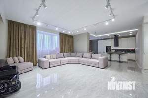 3-к квартира, вторичка, 140м2, 9/23 этаж