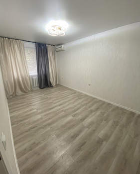 2-к квартира, вторичка, 45м2, 1/5 этаж