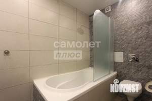 2-к квартира, вторичка, 63м2, 11/18 этаж