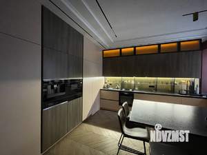 4-к квартира, вторичка, 140м2, 1/13 этаж