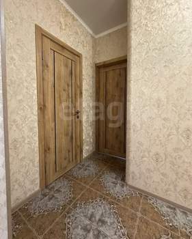 2-к квартира, вторичка, 58м2, 1/18 этаж