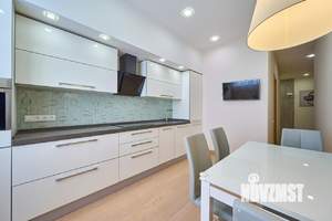 2-к квартира, вторичка, 90м2, 12/16 этаж