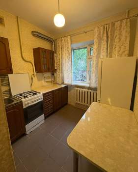 2-к квартира, вторичка, 39м2, 1/5 этаж
