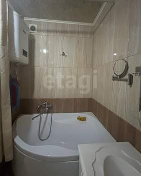 2-к квартира, вторичка, 62м2, 2/17 этаж