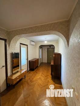 4-к квартира, вторичка, 74м2, 8/9 этаж