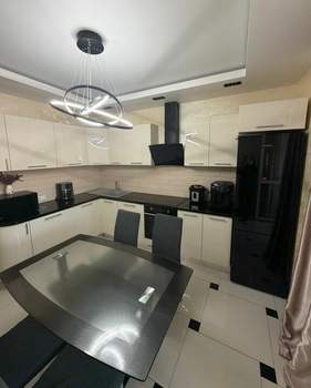 2-к квартира, вторичка, 63м2, 23/24 этаж