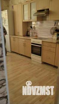 2-к квартира, вторичка, 58м2, 1/6 этаж