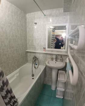 2-к квартира, вторичка, 53м2, 1/9 этаж