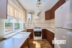 3-к квартира, вторичка, 62м2, 2/5 этаж