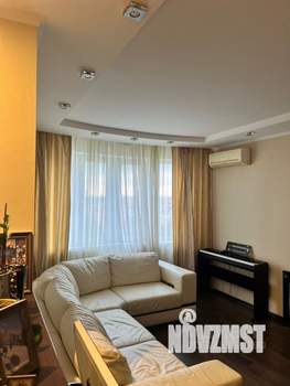 2-к квартира, вторичка, 67м2, 6/18 этаж