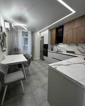 2-к квартира, вторичка, 61м2, 15/19 этаж