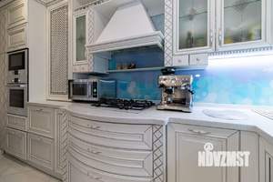 5-к квартира, вторичка, 144м2, 1/3 этаж