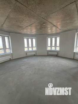 3-к квартира, вторичка, 124м2, 18/22 этаж