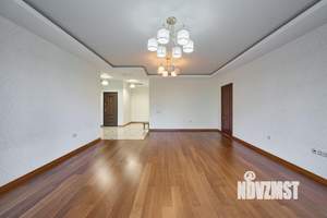 3-к квартира, вторичка, 101м2, 3/16 этаж