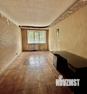 4-к квартира, вторичка, 101м2, 2/5 этаж