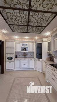 3-к квартира, вторичка, 146м2, 10/18 этаж